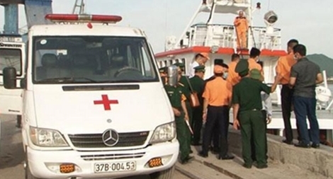 Tìm thấy 2 thi thể thuyền viên mất tích nơi tàu cá Nghệ An bị đâm chìm