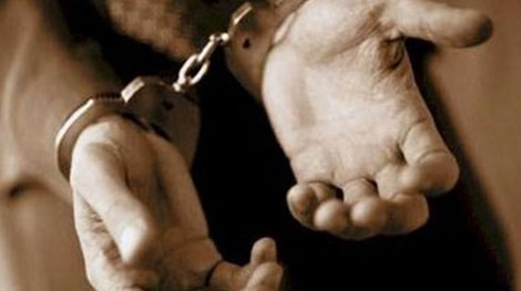 Nghịch tử đánh cha tử vong rồi đốt nhà