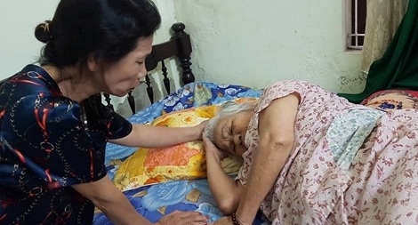 Dự án đang thi công làm sập trần nhà dân, cụ bà 86 tuổi bị thương