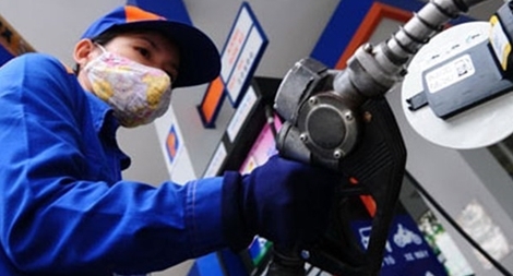 Giá xăng giảm mạnh từ 15h hôm nay