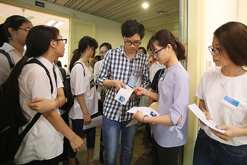 “Lạm thu” trong tuyển sinh đầu cấp?