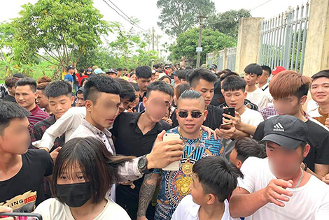 Công ty truyền thông nào tiếp tay cho các trang facebook “bẩn”?