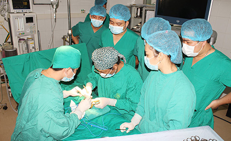 40 trẻ em dị tật bẩm sinh được phẫu thuật thành công