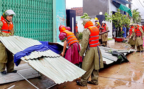 Lập đường dây nóng xử lý vi phạm về giá vật liệu xây dựng khắc phục hậu quả cơn bão số 12