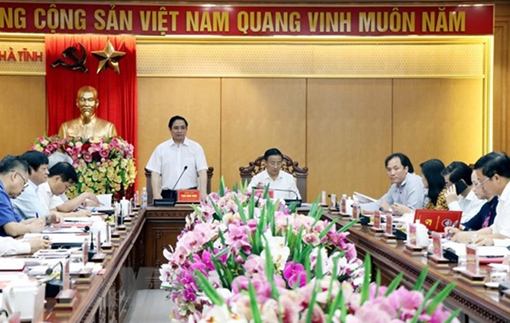 Đoàn Tiểu ban Văn kiện Đại hội XIII làm việc tại Hà Tĩnh