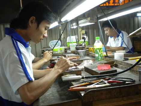 Giải bài toán huy động nguồn lực vàng trong dân