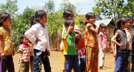 Hệ lụy đau lòng từ tình trạng tảo hôn và hôn nhân cận huyết thống