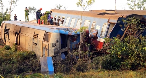 Đường ngang dân sinh, mối hiểm họa của đường sắt