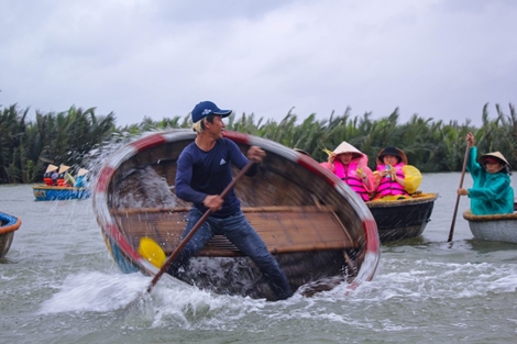 Khám phá rừng dừa Bảy Mẫu – Hội An dịp đầu năm