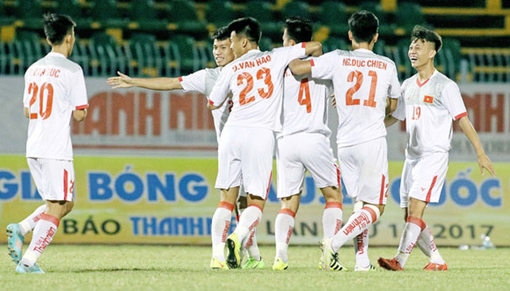 Đè bẹp đàn em, U21 Việt Nam nuôi hy vọng vào chung kết