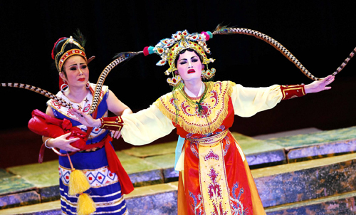 Sân khấu truyền thống: Vắng khách do đâu?