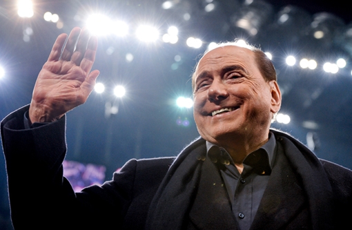 Berlusconi đã trở lại, có lợi hại hơn xưa?