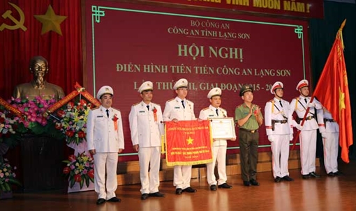 Xuất hiện nhiều điển hình tiên tiến, tấm gương tiêu biểu trong Công an tỉnh Lạng Sơn