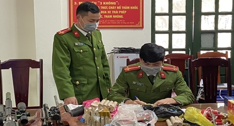 Vận động giao nộp gần 40 khẩu súng trong dịp Tết Nguyên đán