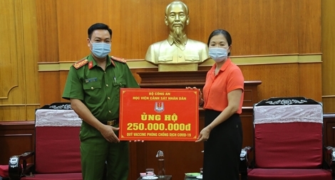 Học viện CSND ủng hộ 260 triệu đồng phòng chống dịch COVID-19