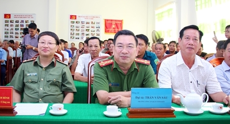 Chung tay phòng, chống xâm hại trẻ em, bạo lực gia đình và mua bán người