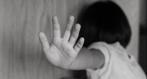 Bé gái 11 tuổi có quan hệ tình dục với nhiều thanh thiếu niên
